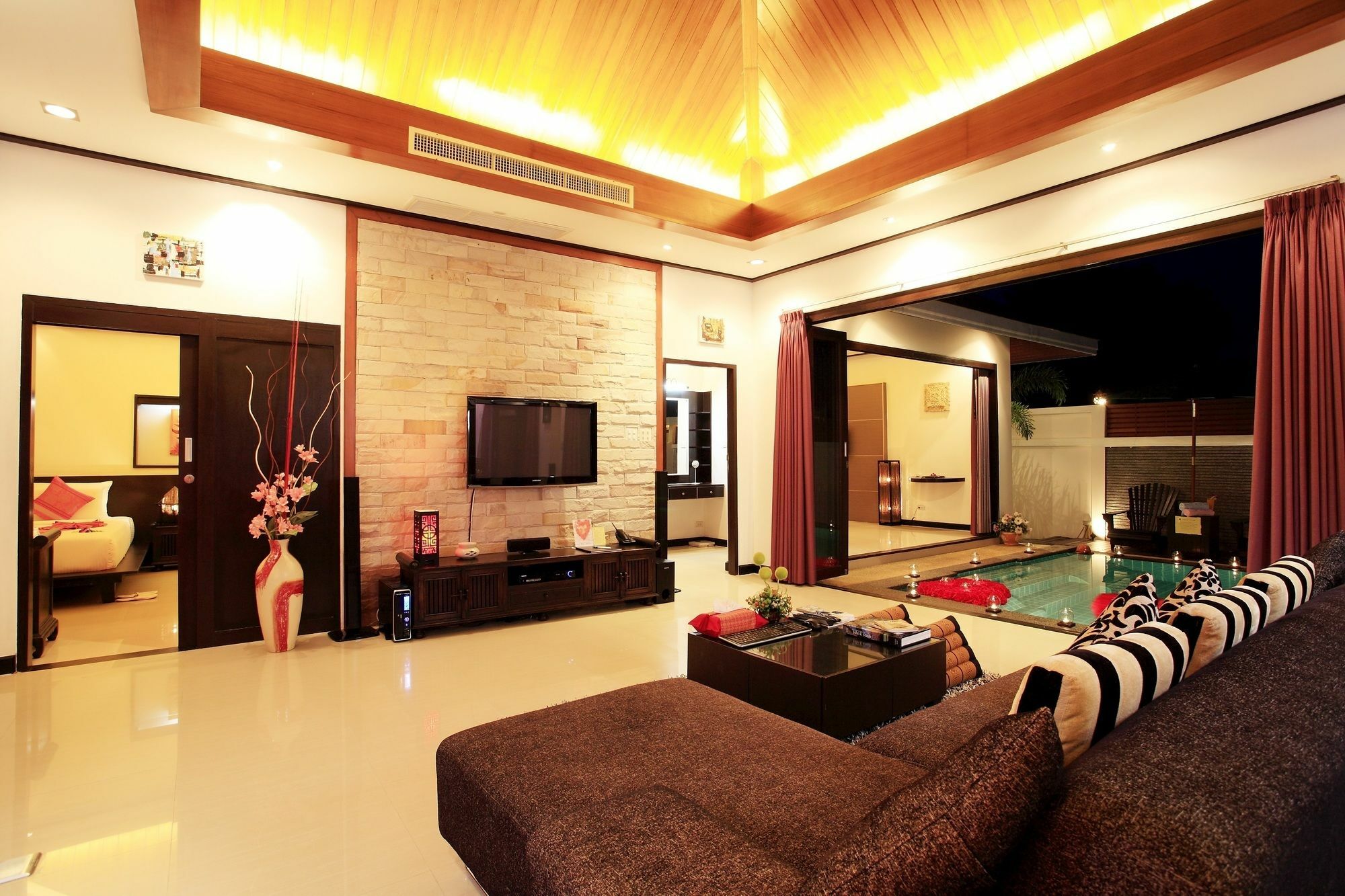 The Iris Pool Villa Rawai Екстер'єр фото